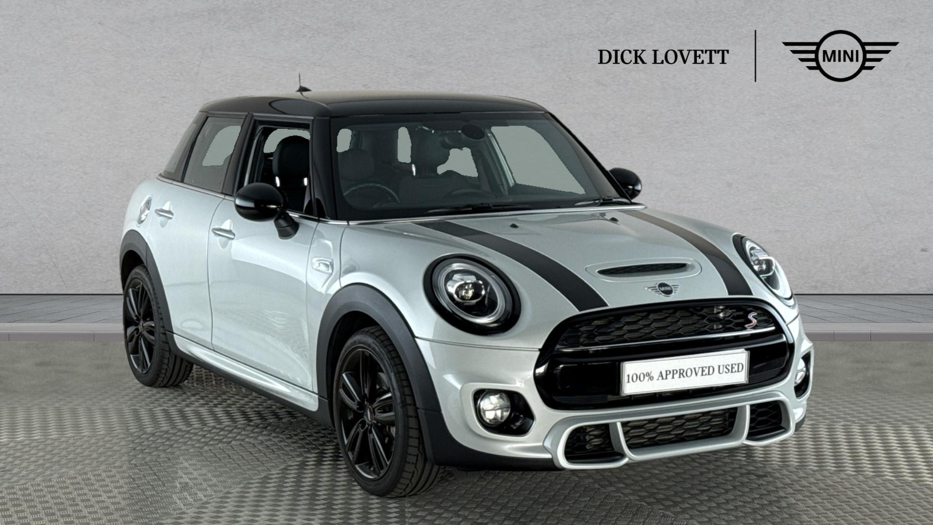Main listing image - MINI Hatchback 5dr