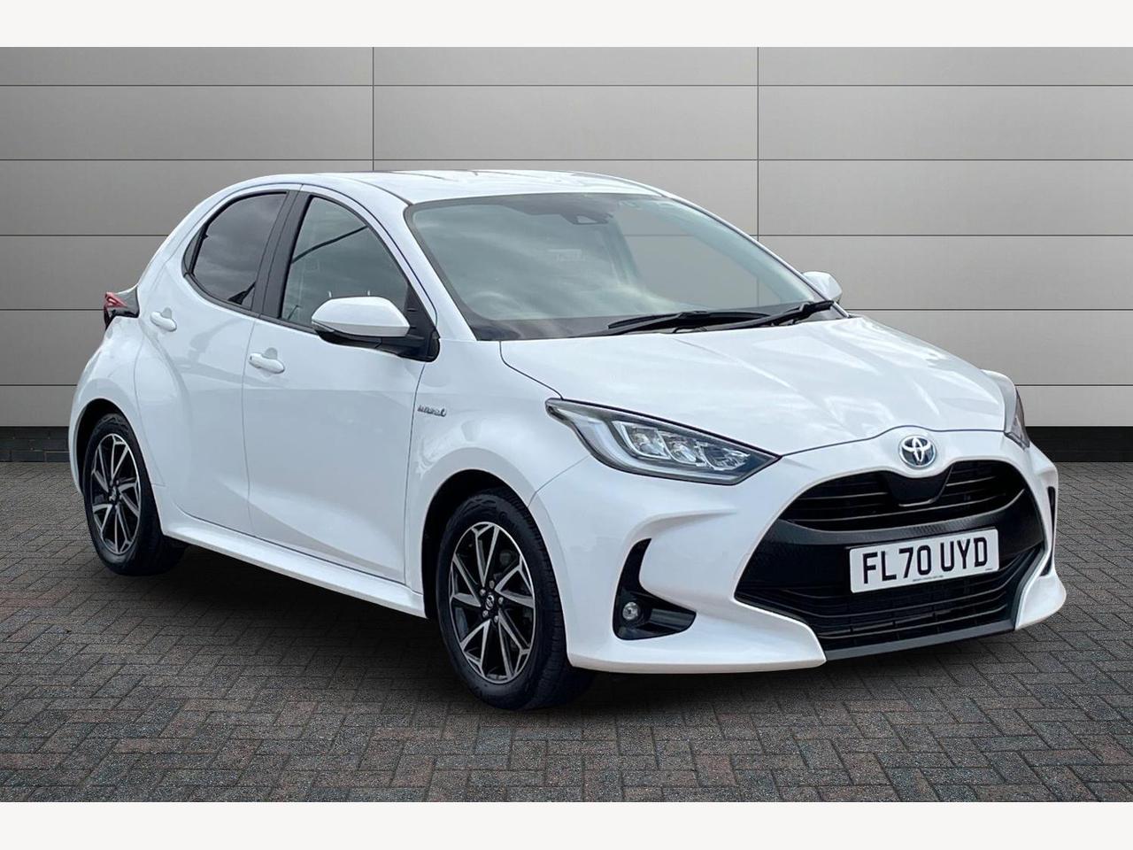 Main listing image - Toyota Yaris