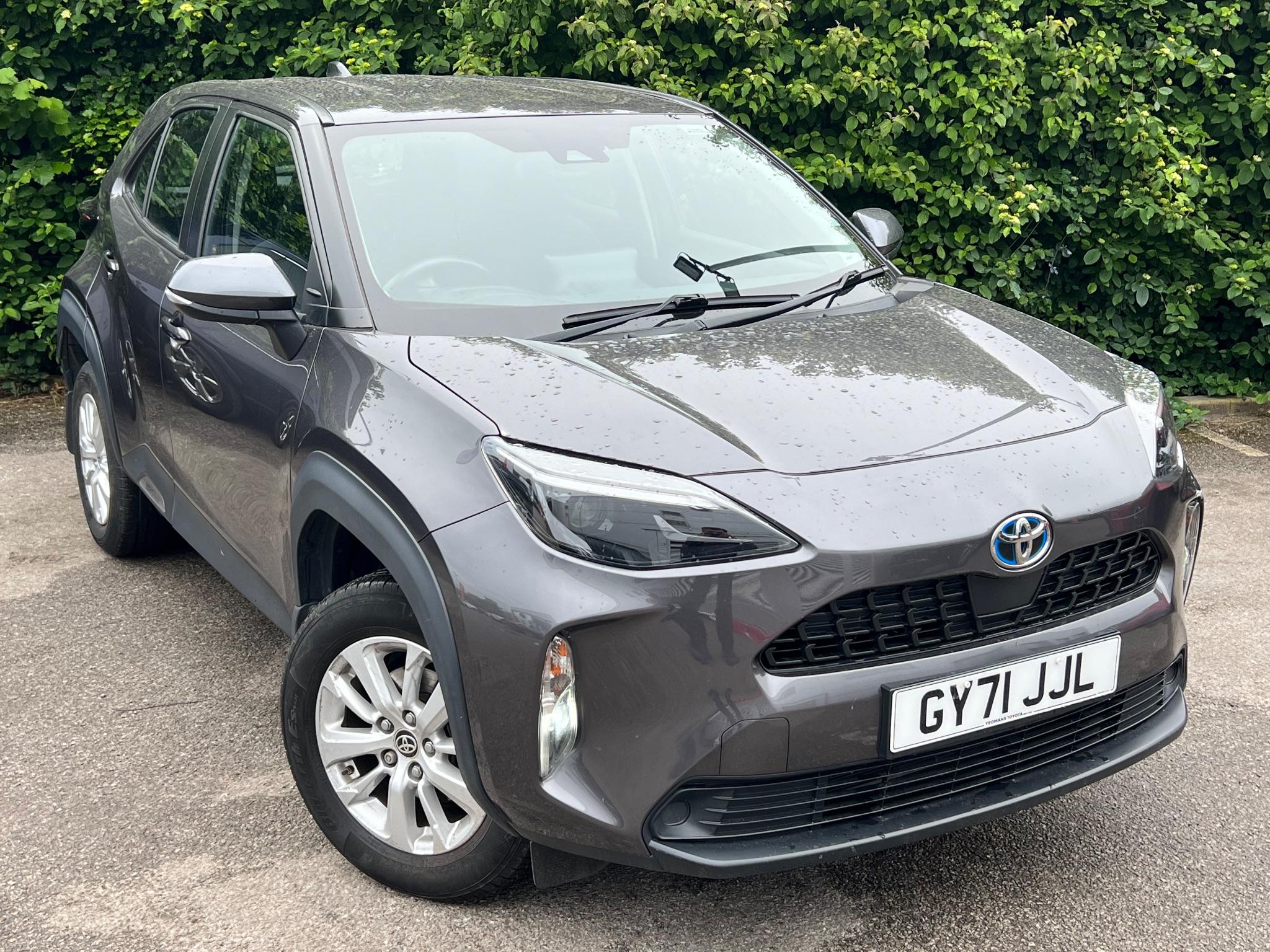 Main listing image - Toyota Yaris Cross