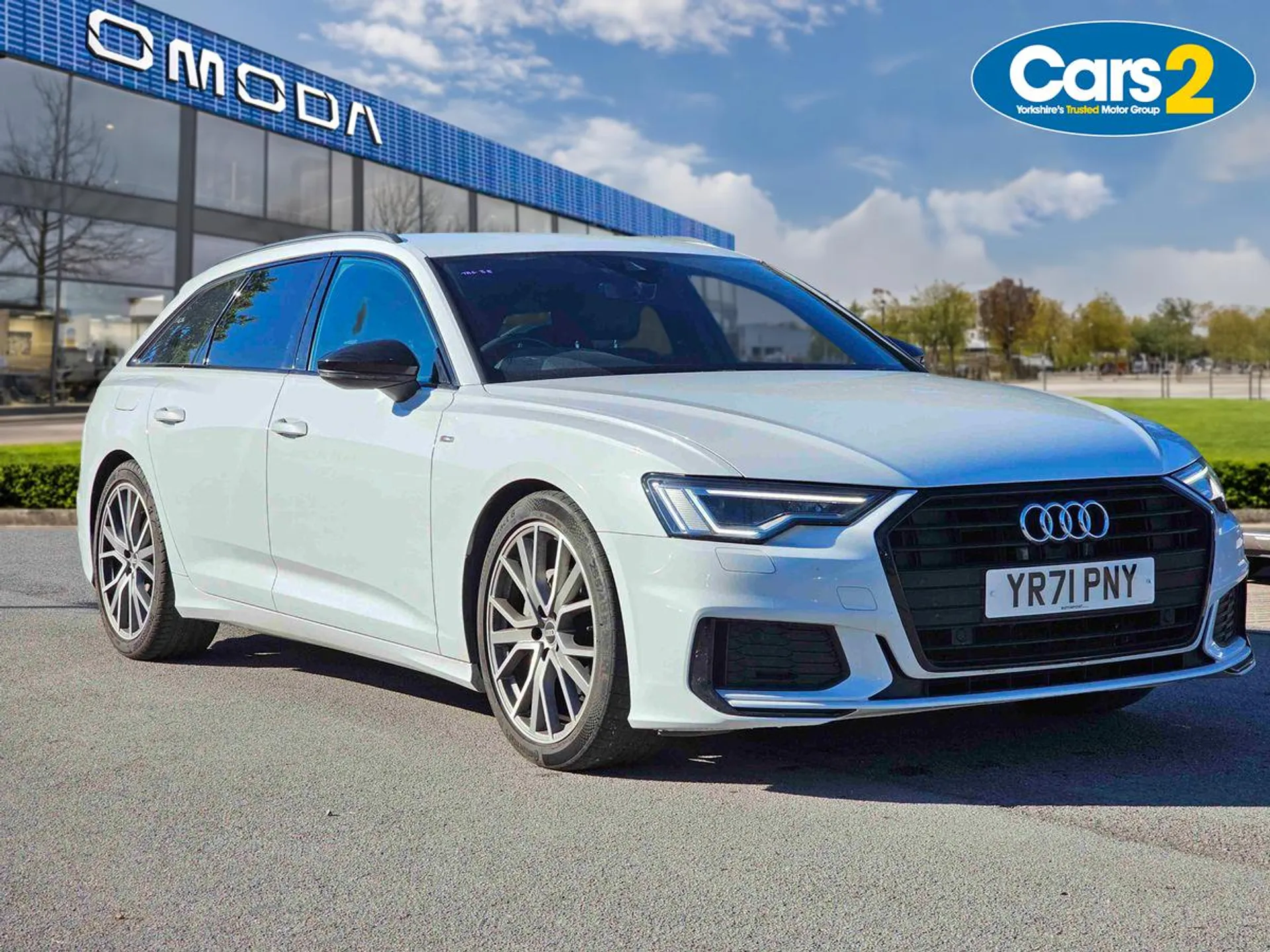 Main listing image - Audi A6
