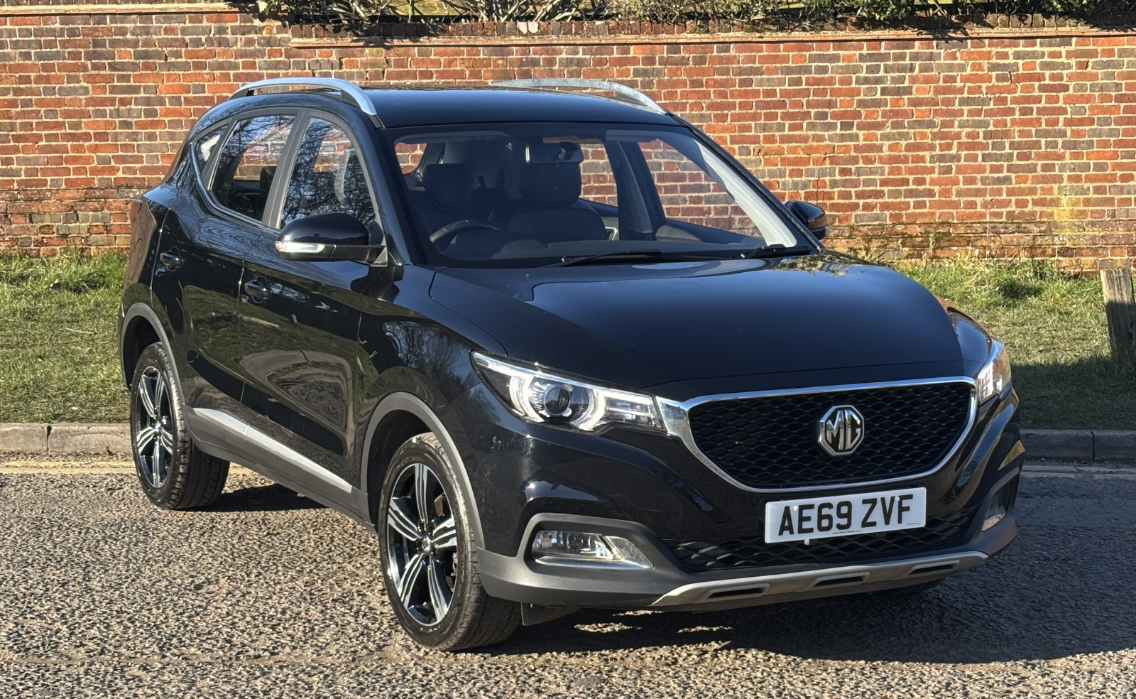 Main listing image - MG ZS