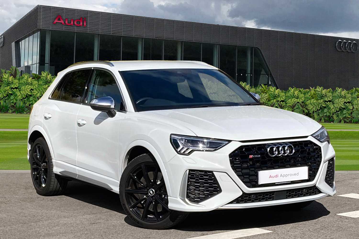 Main listing image - Audi RS Q3