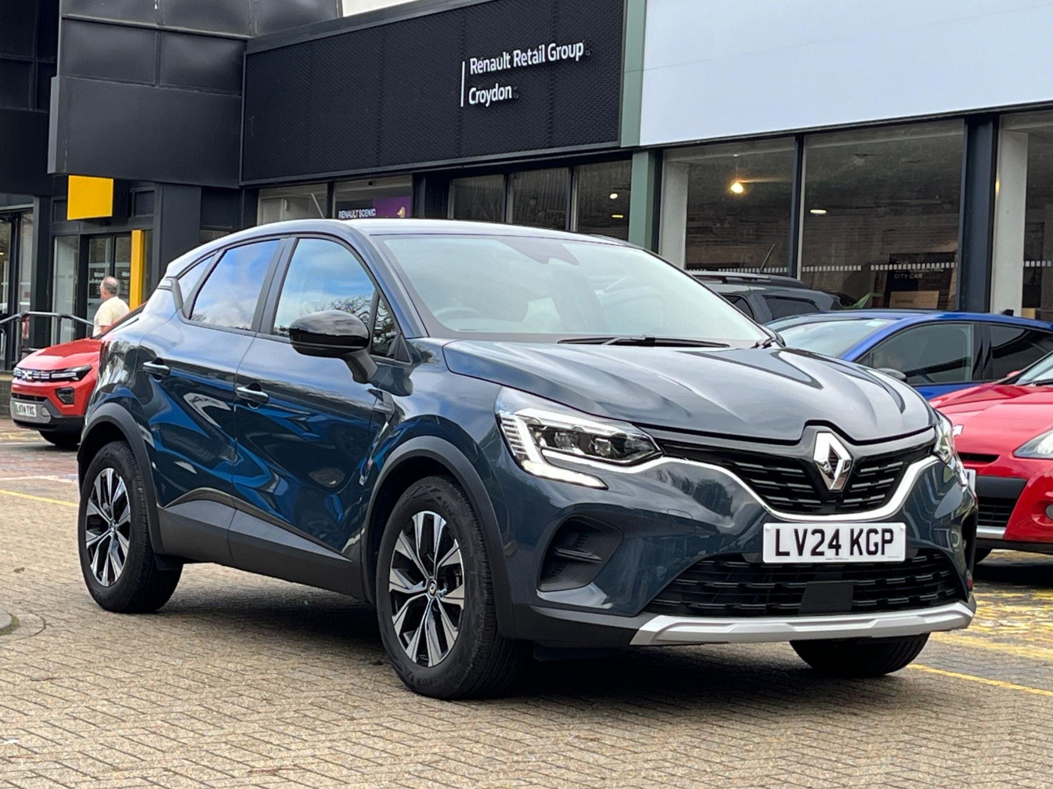 Main listing image - Renault Captur