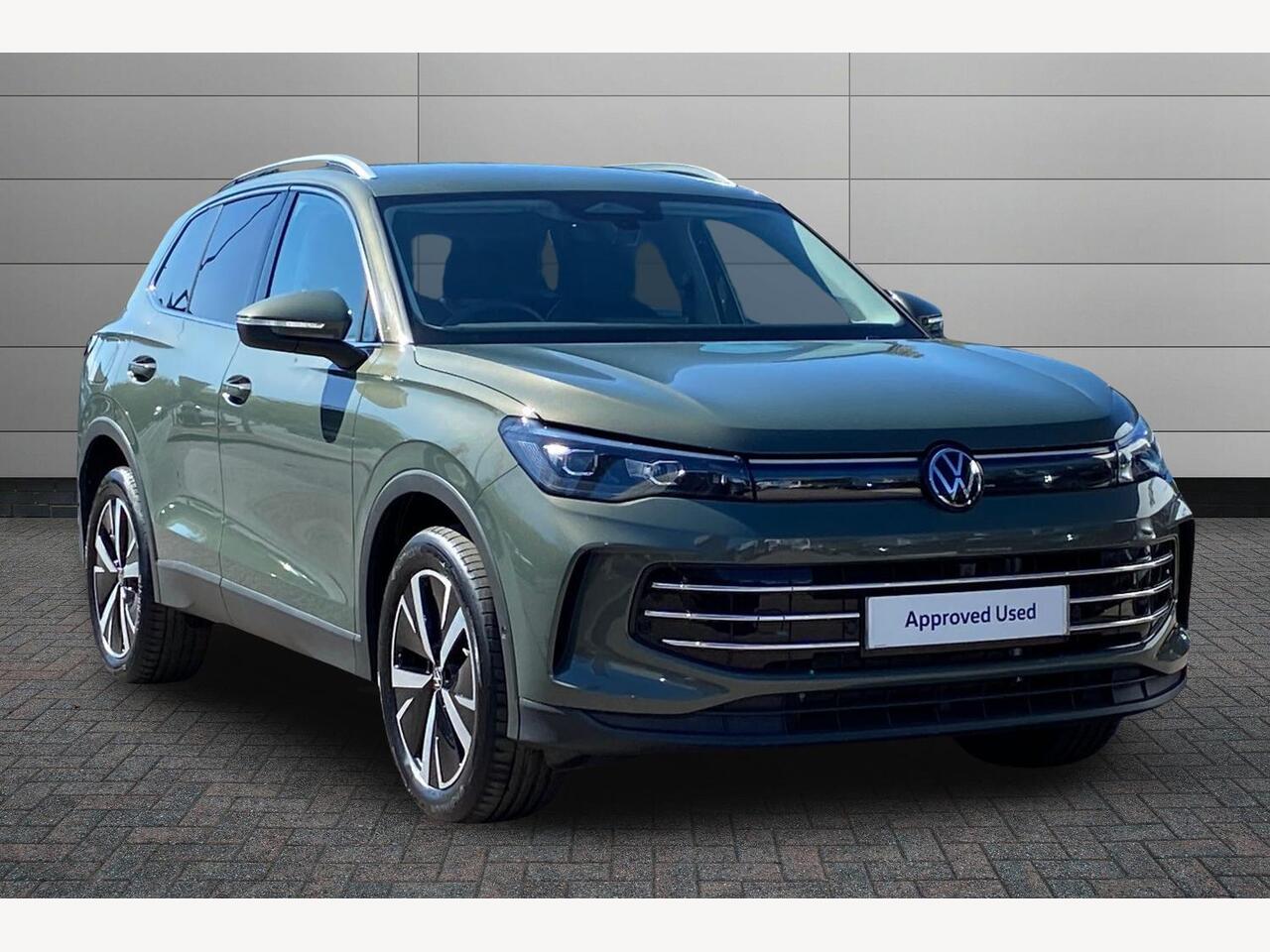 Main listing image - Volkswagen Tiguan