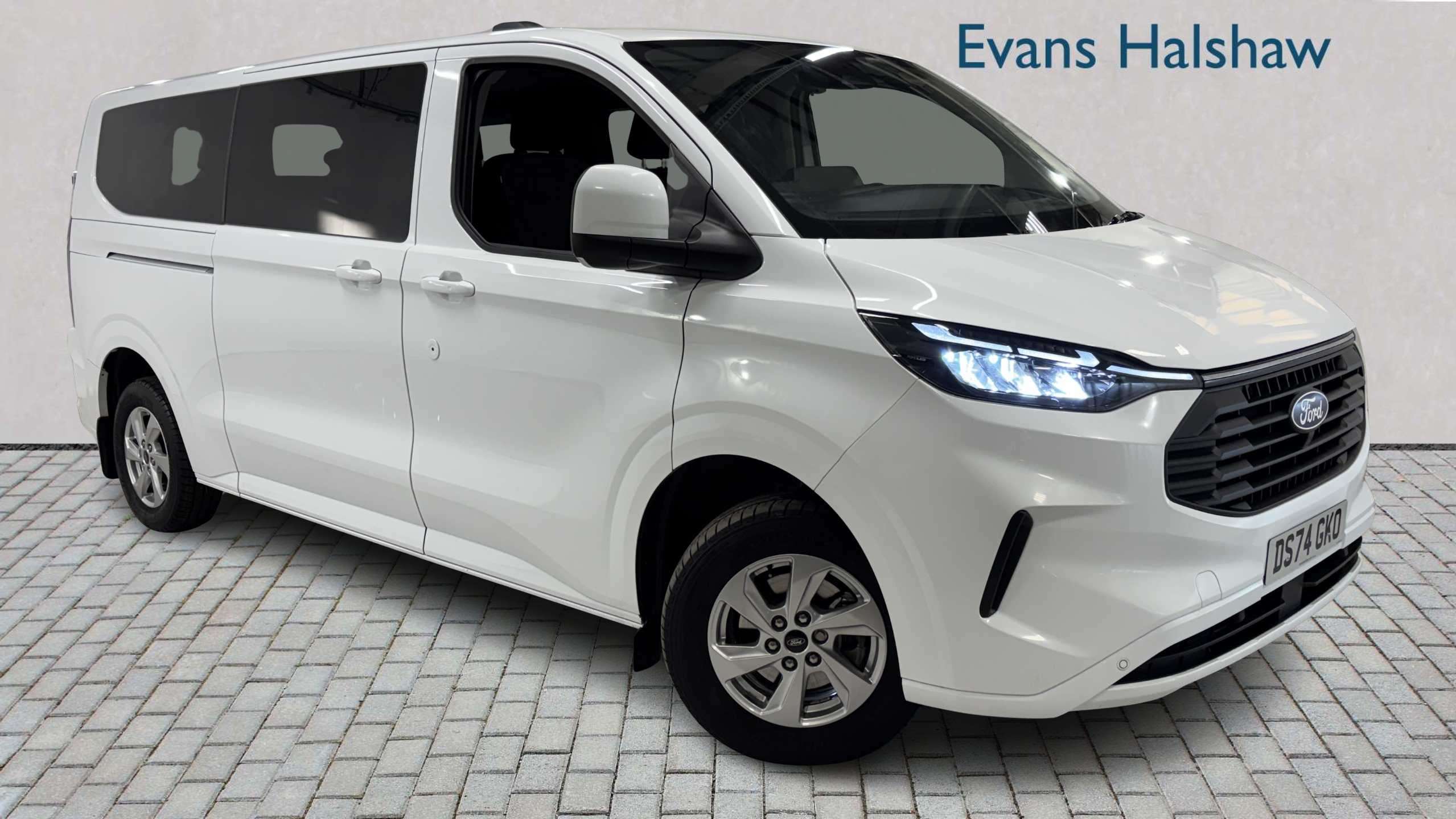 Main listing image - Ford Transit Custom