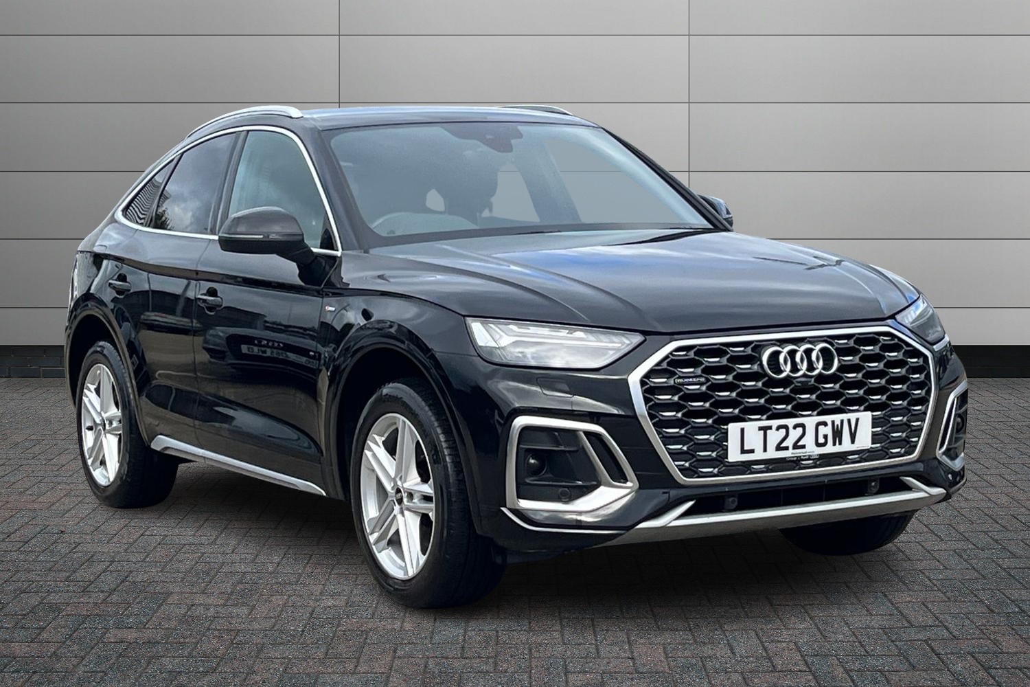 Main listing image - Audi Q5