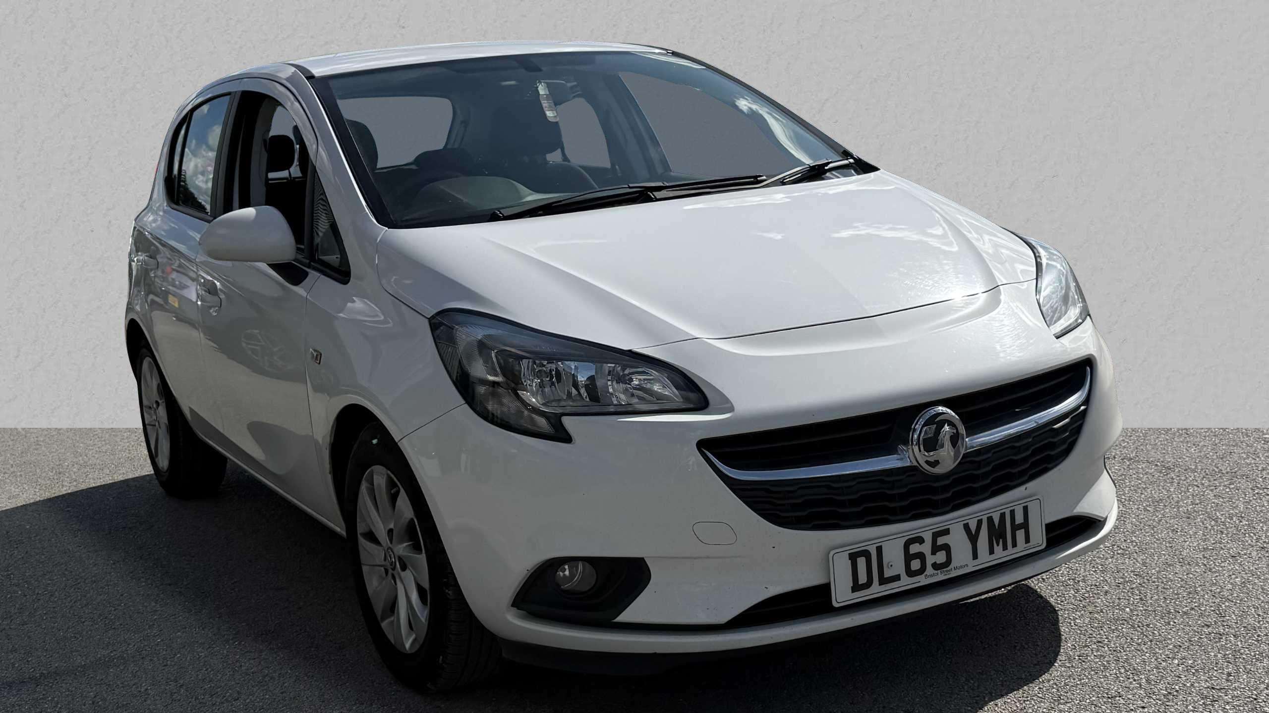Main listing image - Vauxhall Corsa