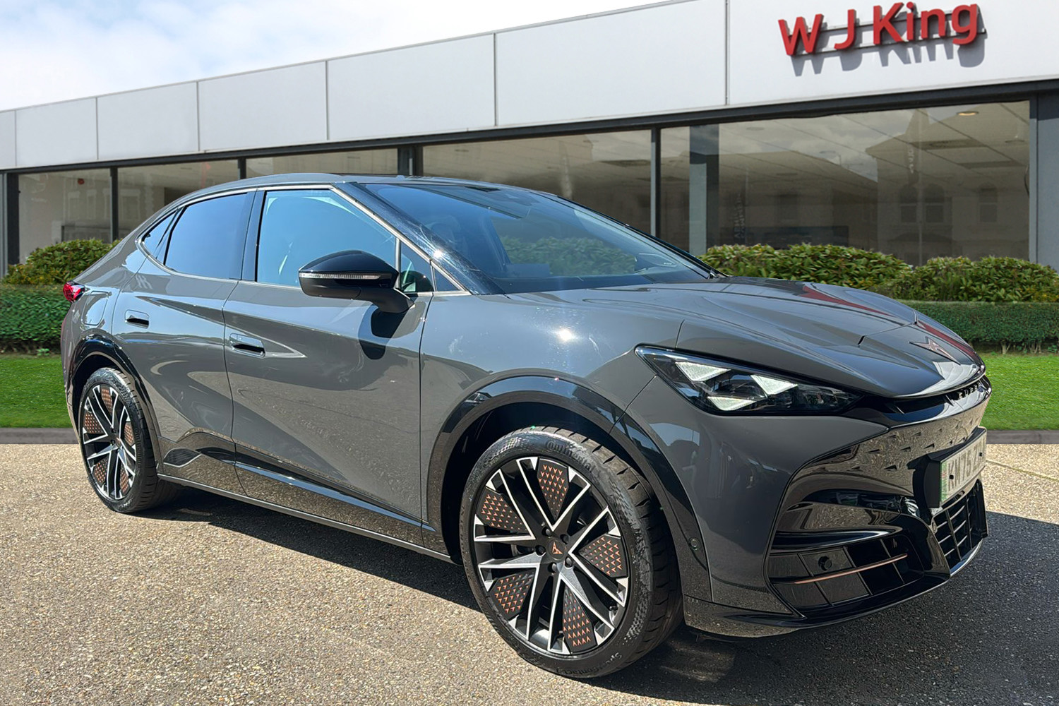 Main listing image - Cupra Tavascan