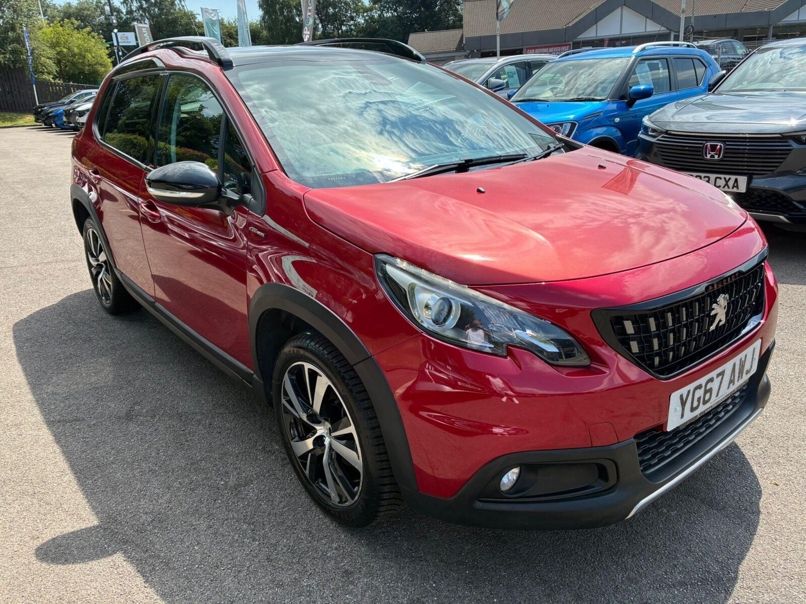 Main listing image - Peugeot 2008