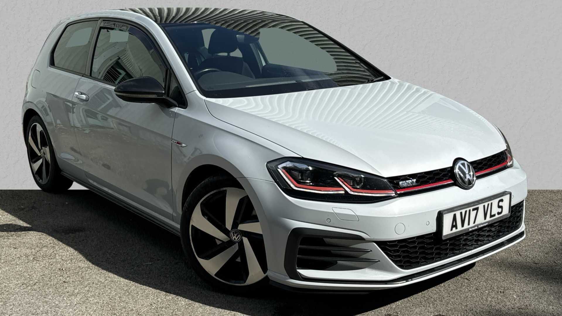 Main listing image - Volkswagen Golf GTI