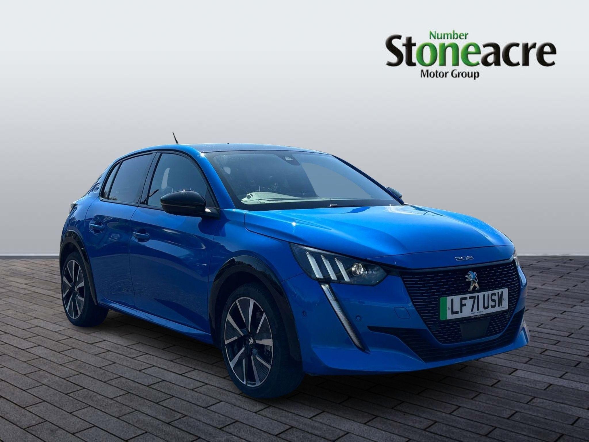 Main listing image - Peugeot e-208