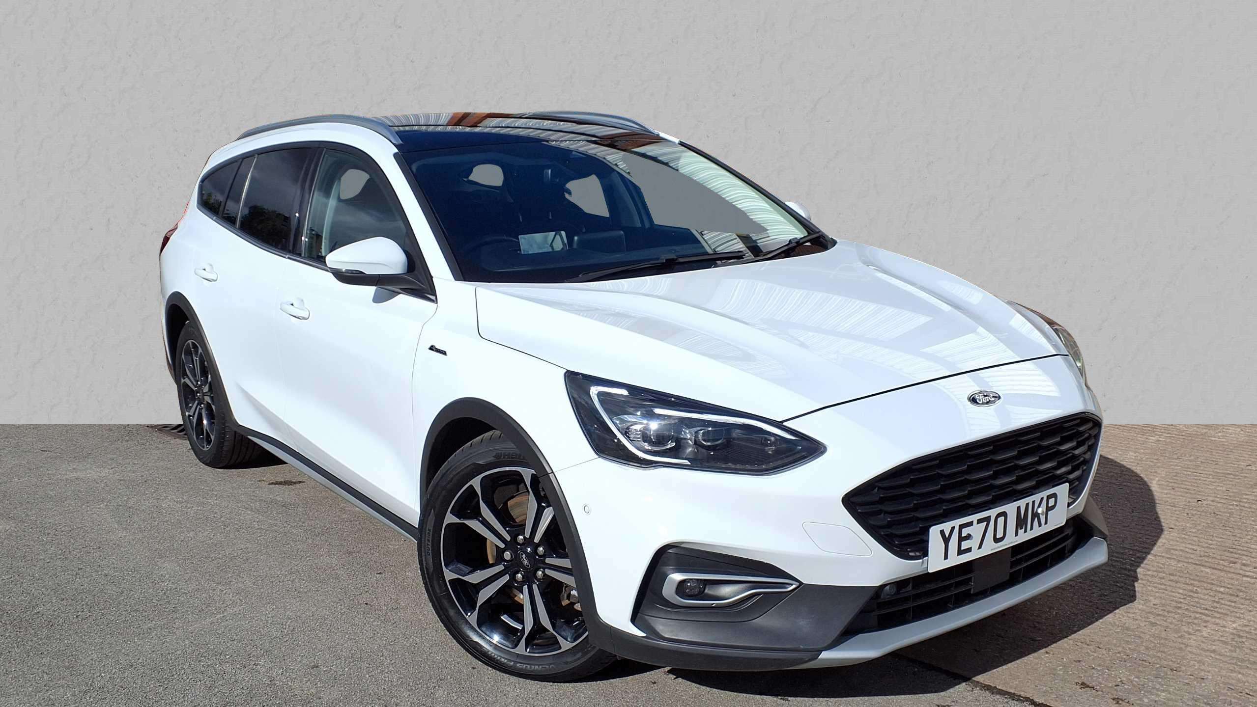 Main listing image - Ford Focus Active