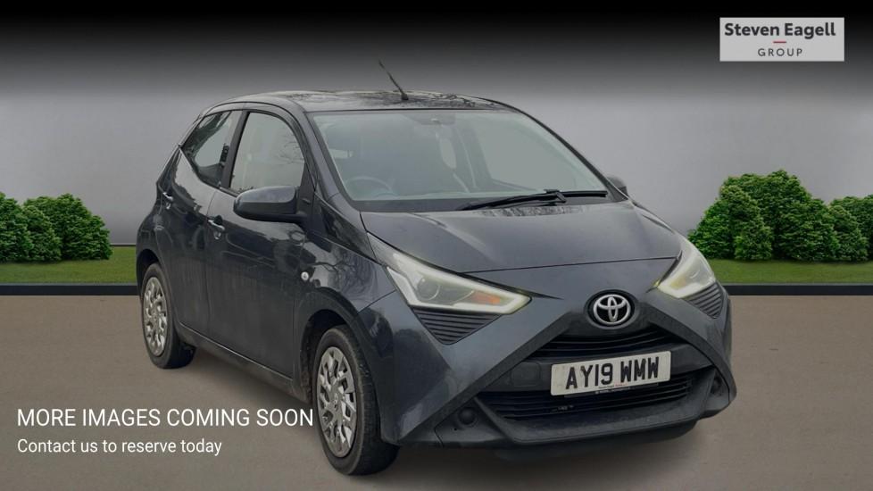 Main listing image - Toyota Aygo