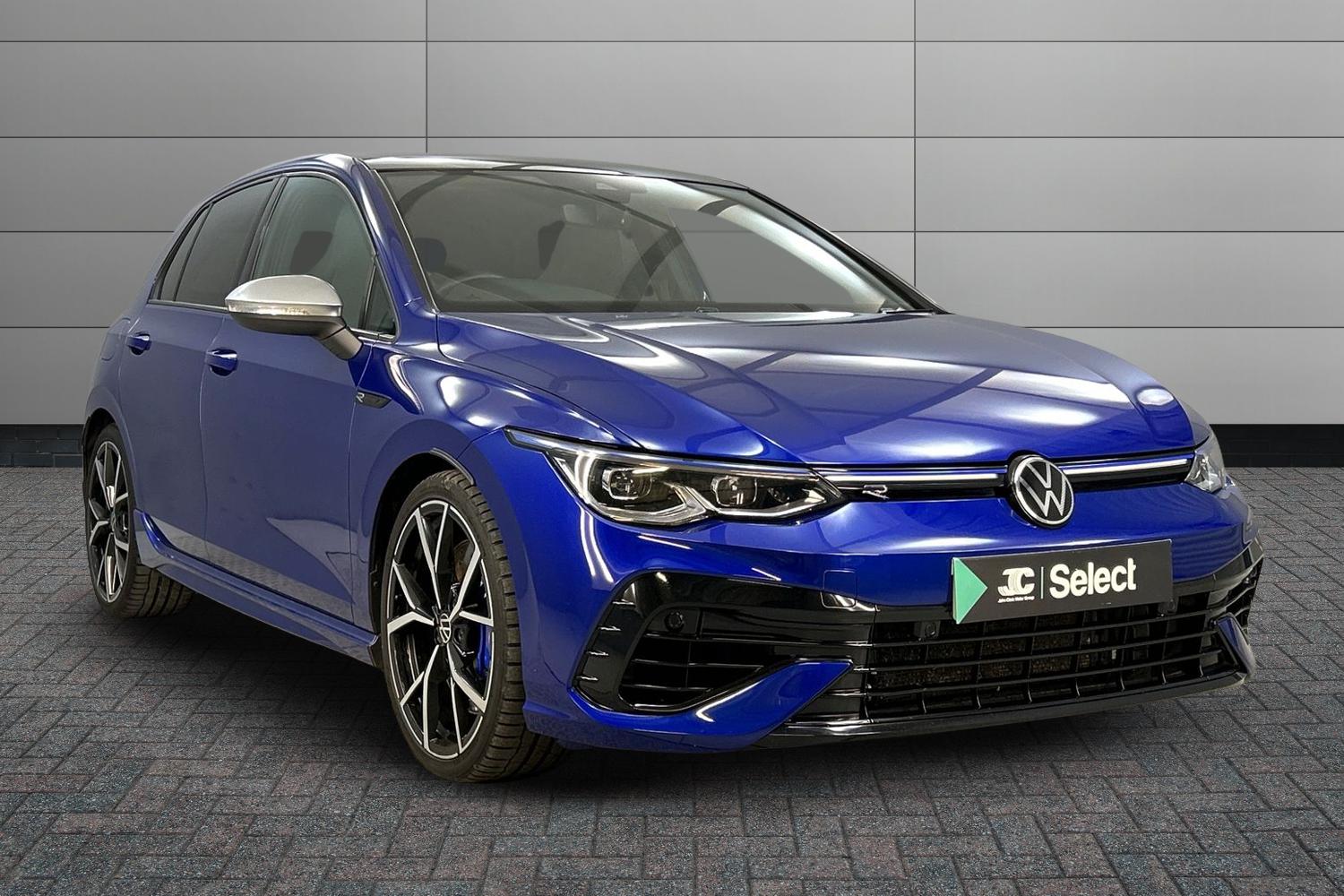 Main listing image - Volkswagen Golf R