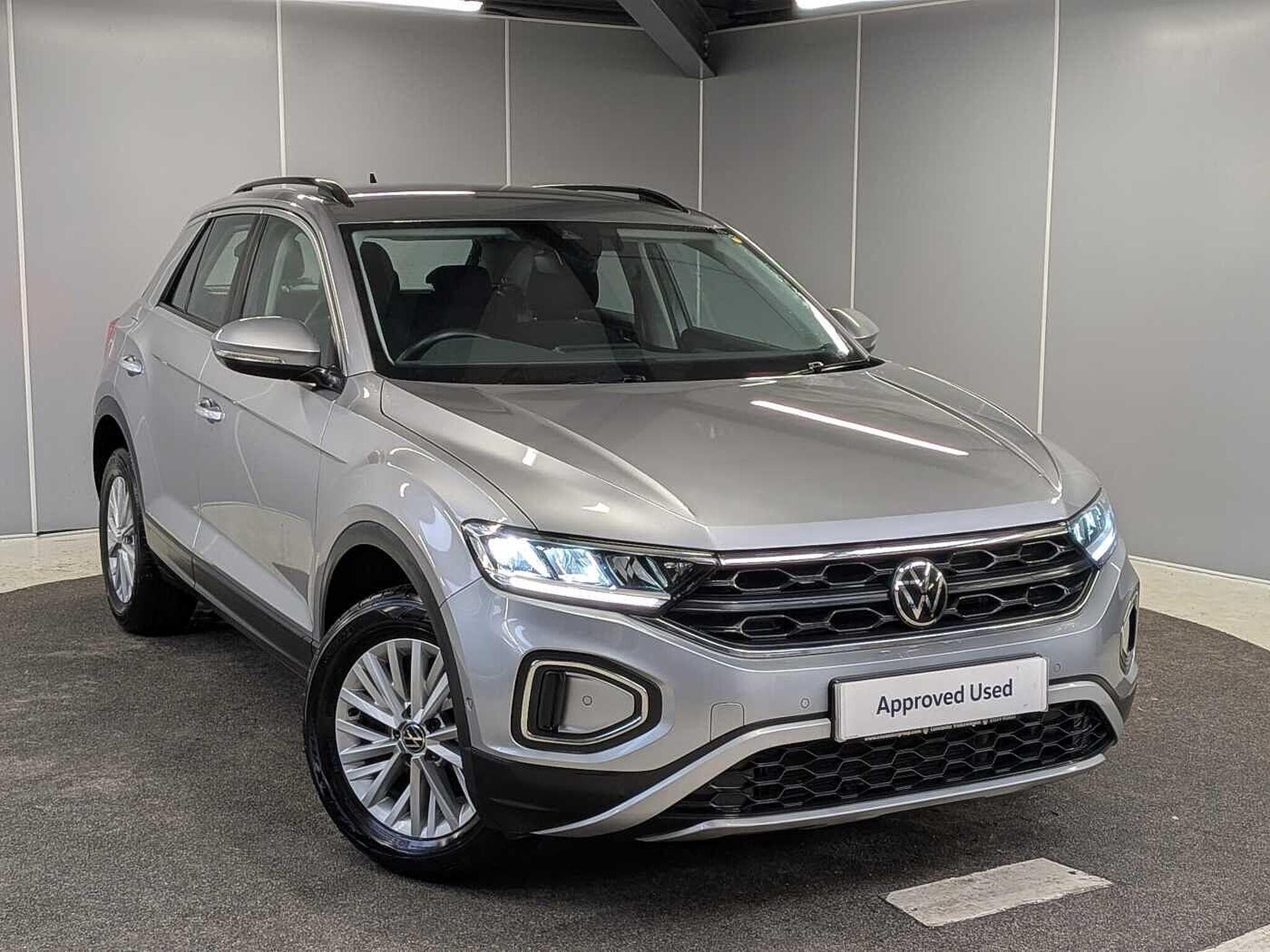 Main listing image - Volkswagen T-Roc