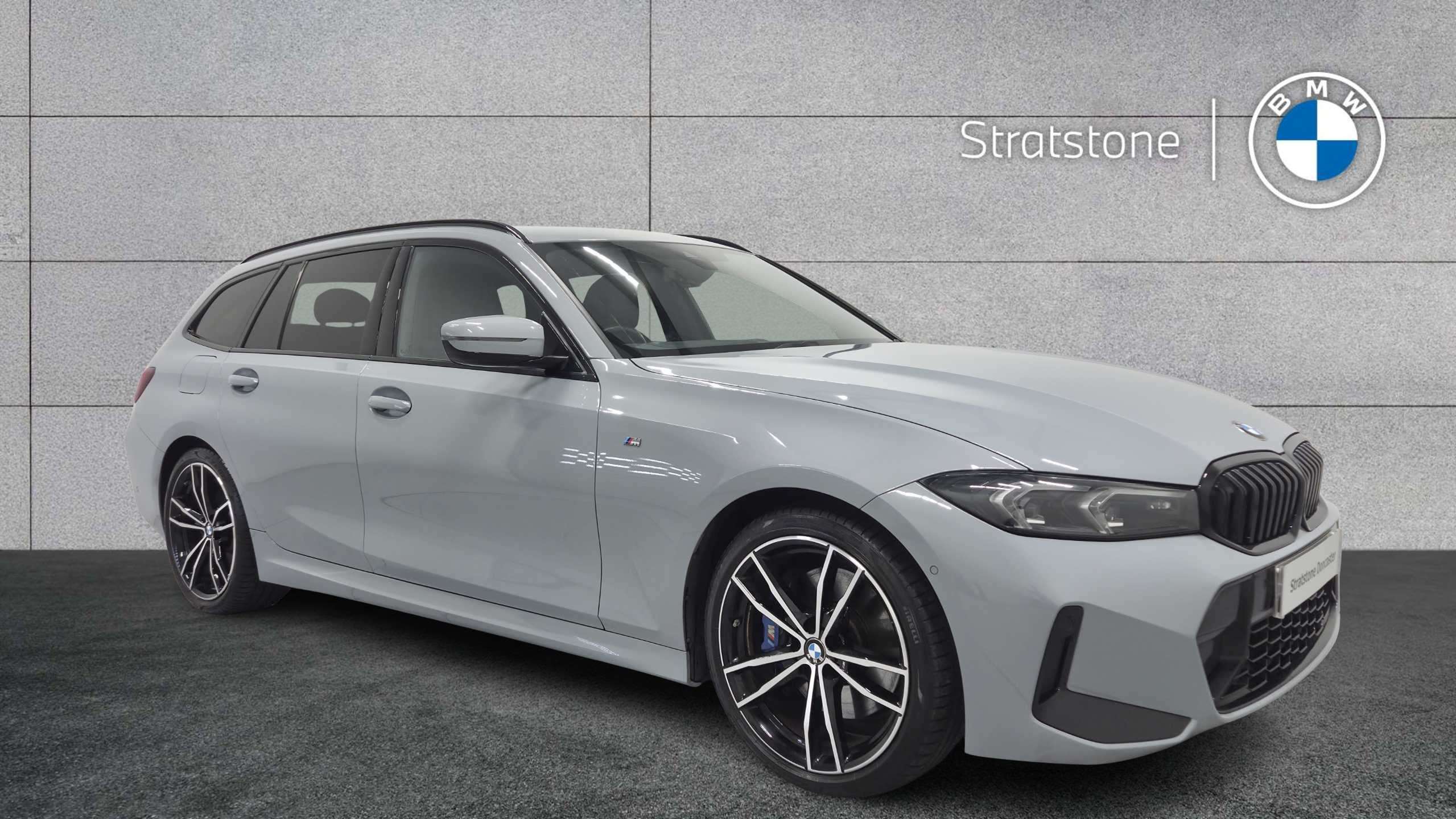 Main listing image - BMW 3 Series Touring