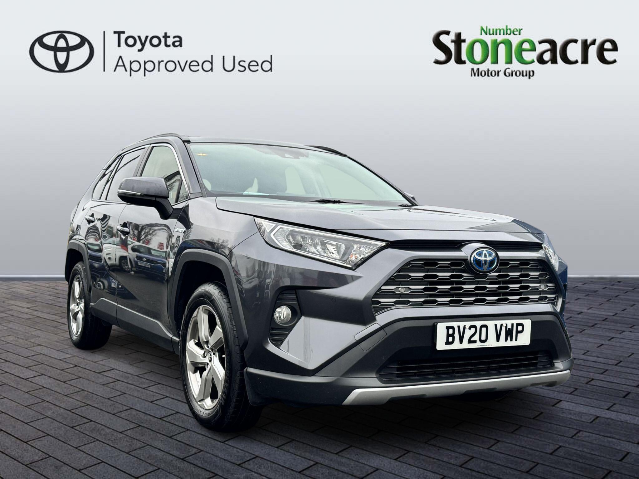 Main listing image - Toyota RAV4