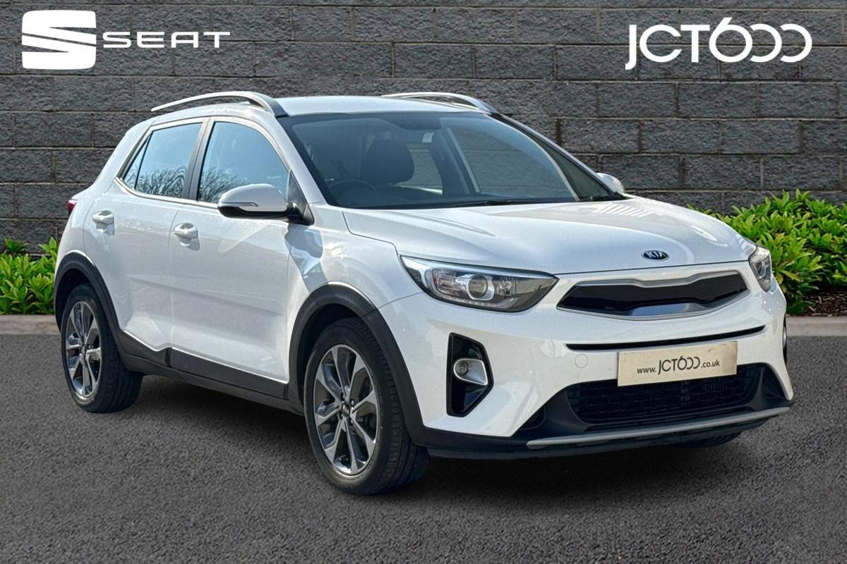 Main listing image - Kia Stonic