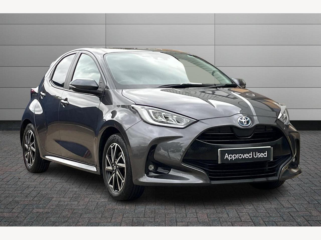Main listing image - Toyota Yaris