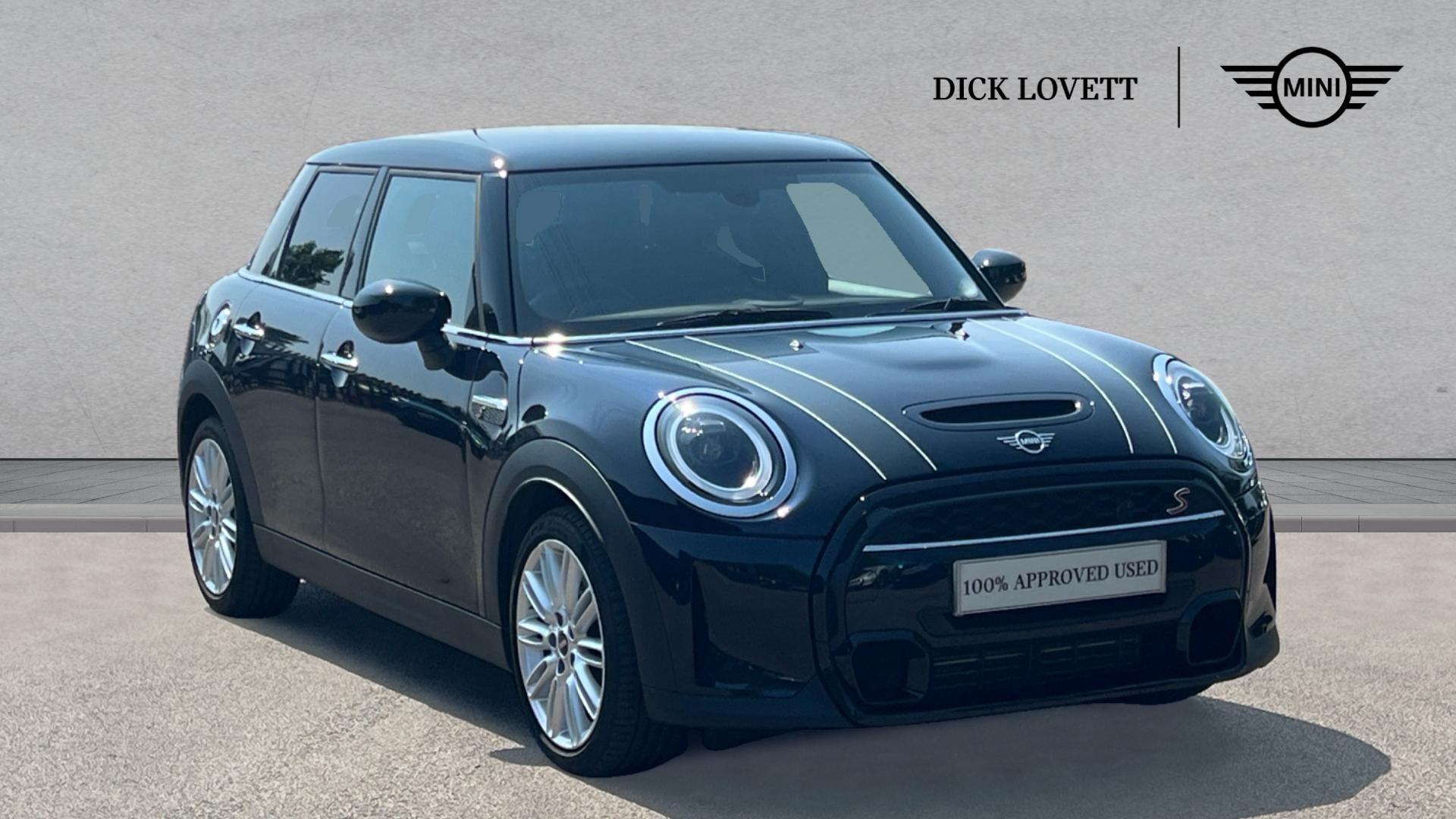 Main listing image - MINI Hatchback 5dr