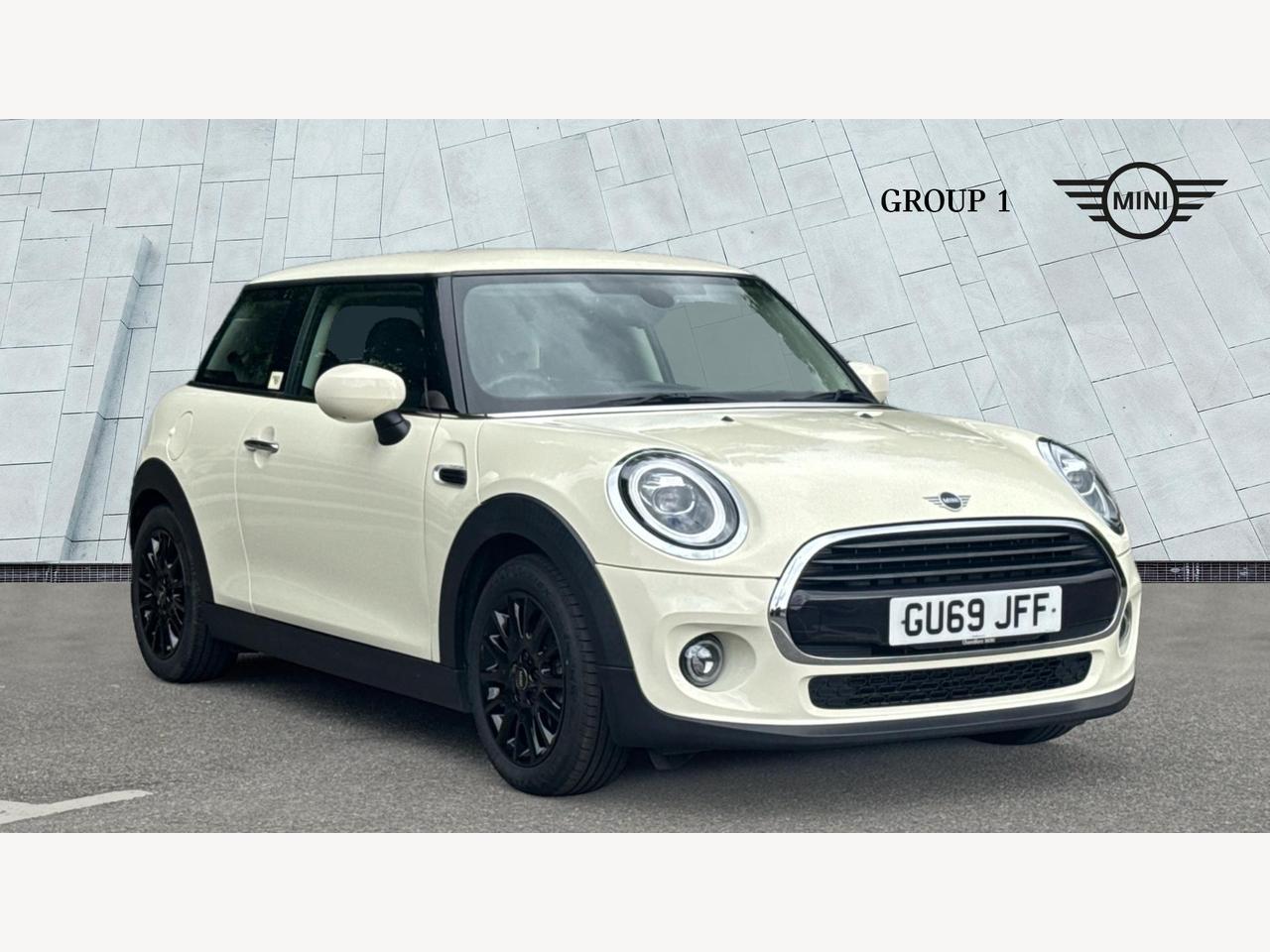 Main listing image - MINI Hatchback