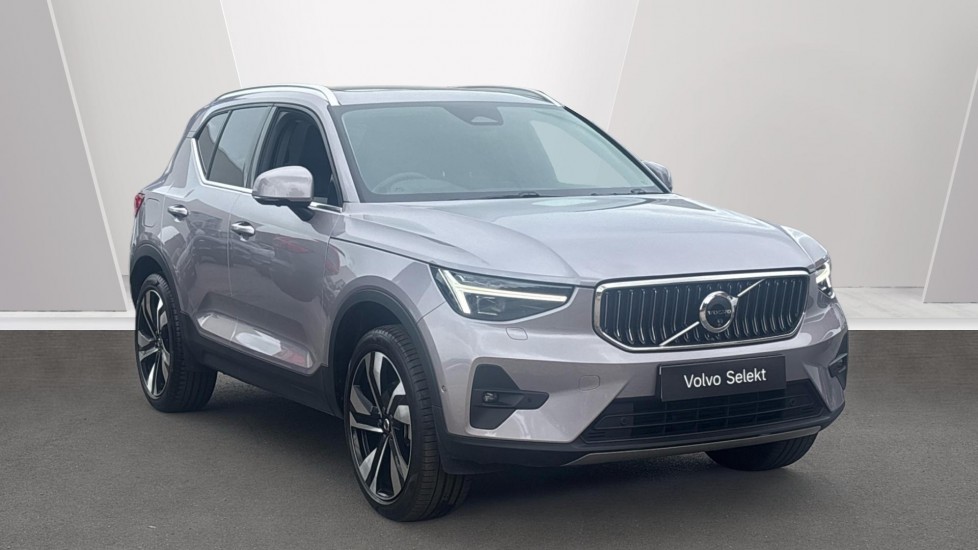 Main listing image - Volvo XC40