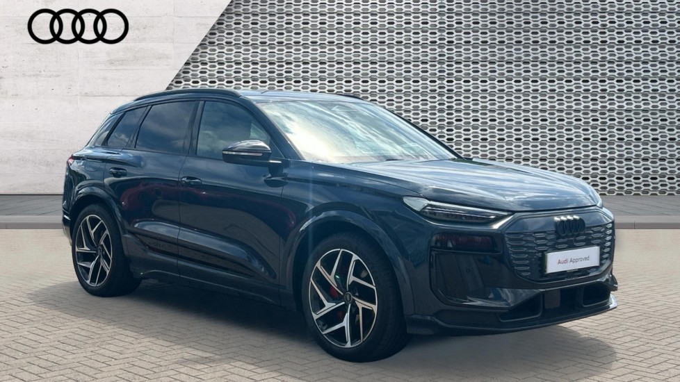Main listing image - Audi Q6