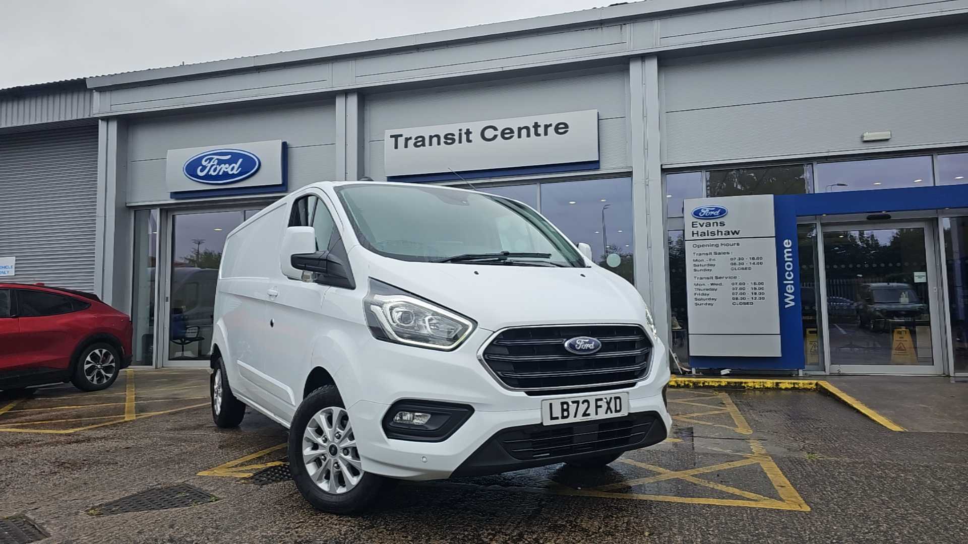 Main listing image - Ford Transit Custom