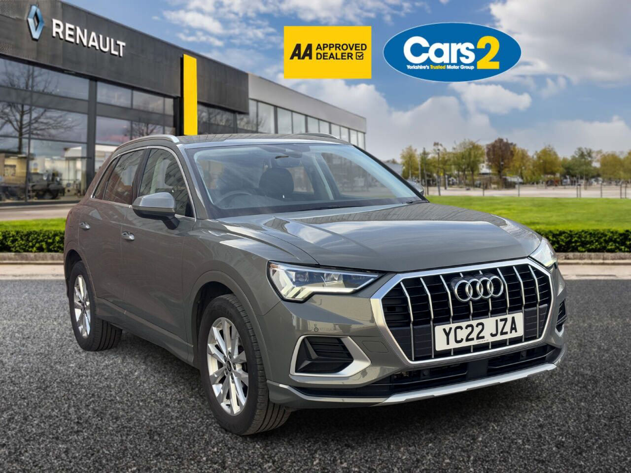 Main listing image - Audi Q3