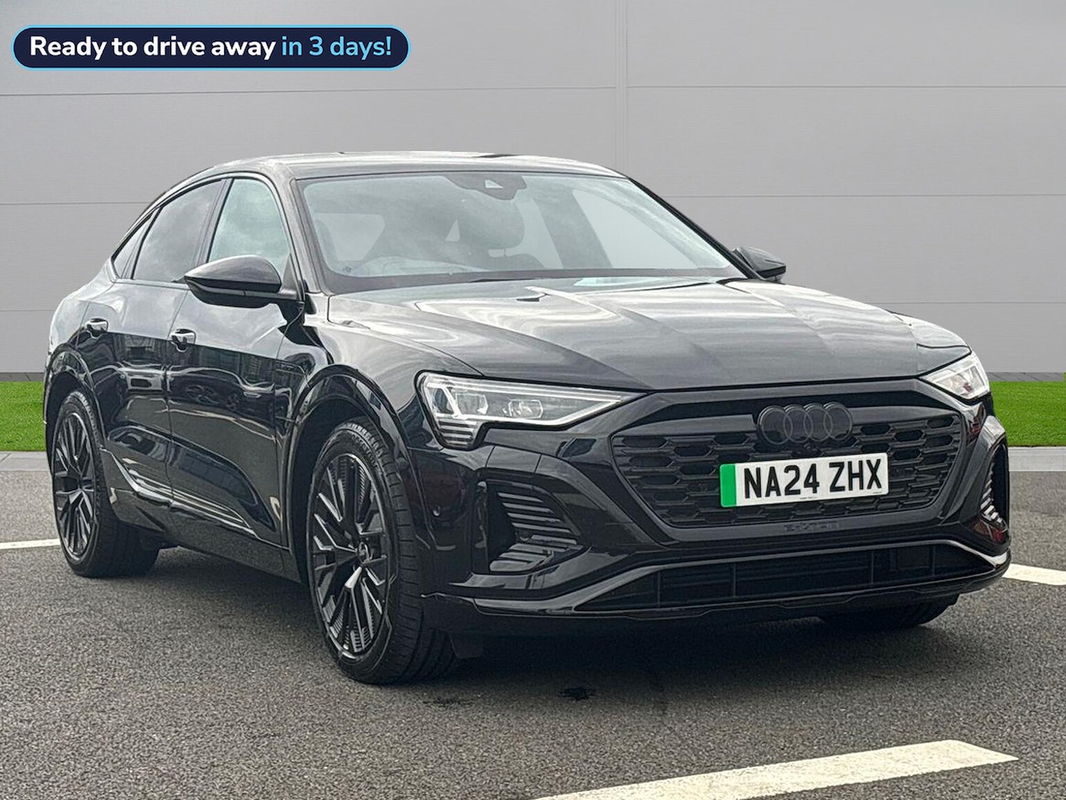 Main listing image - Audi Q8 e-tron