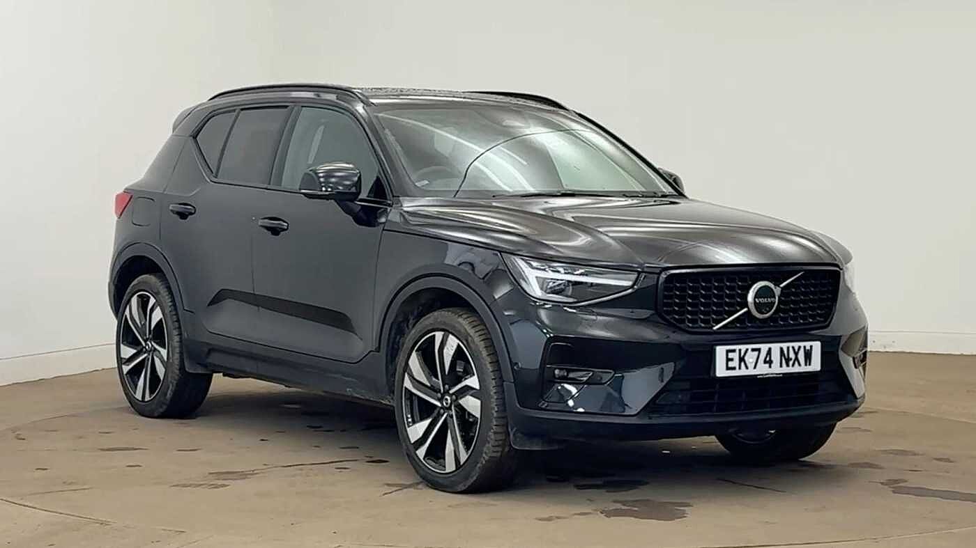 Main listing image - Volvo XC40