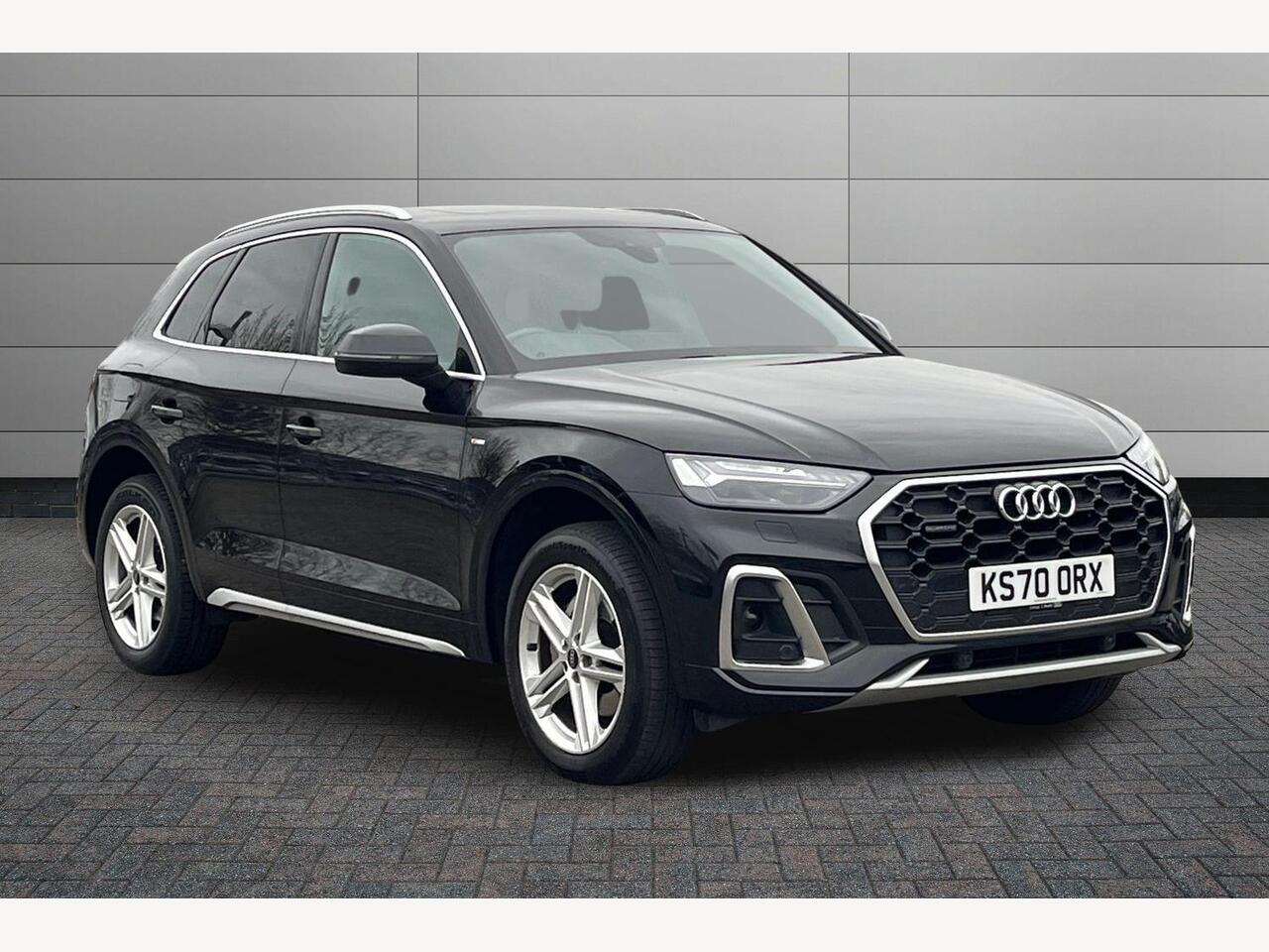 Main listing image - Audi Q5