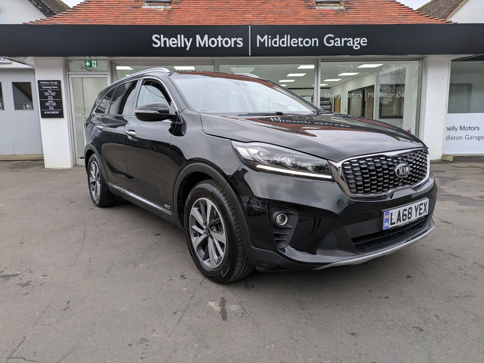 Main listing image - Kia Sorento