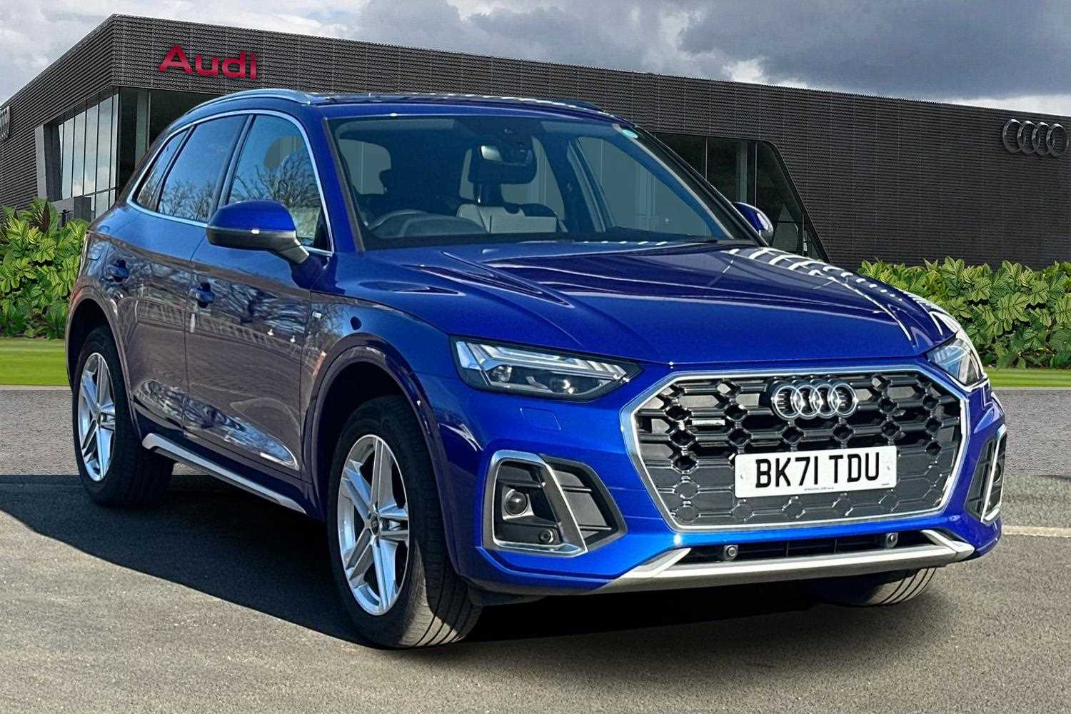 Main listing image - Audi Q5