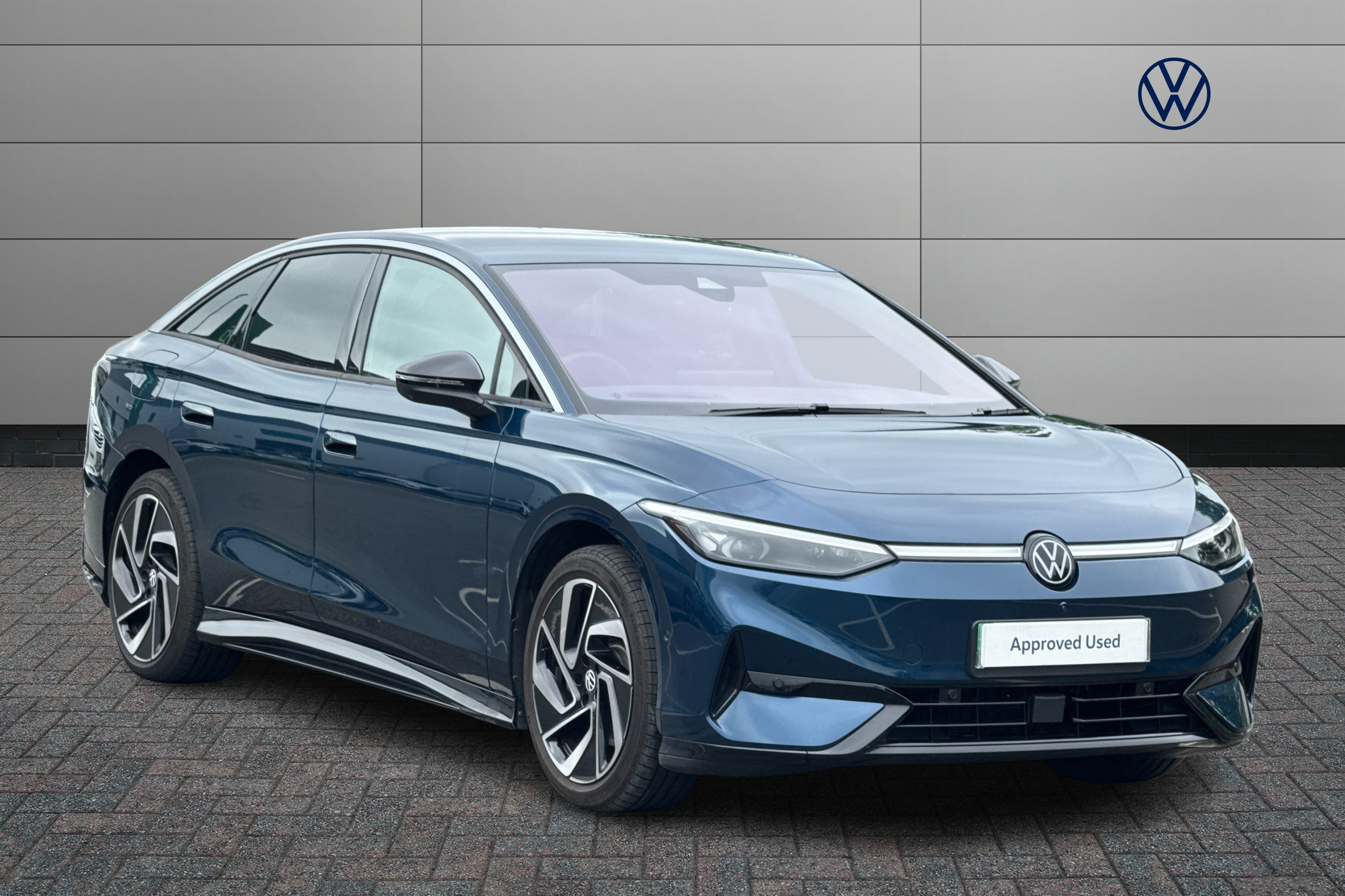 Main listing image - Volkswagen ID.7