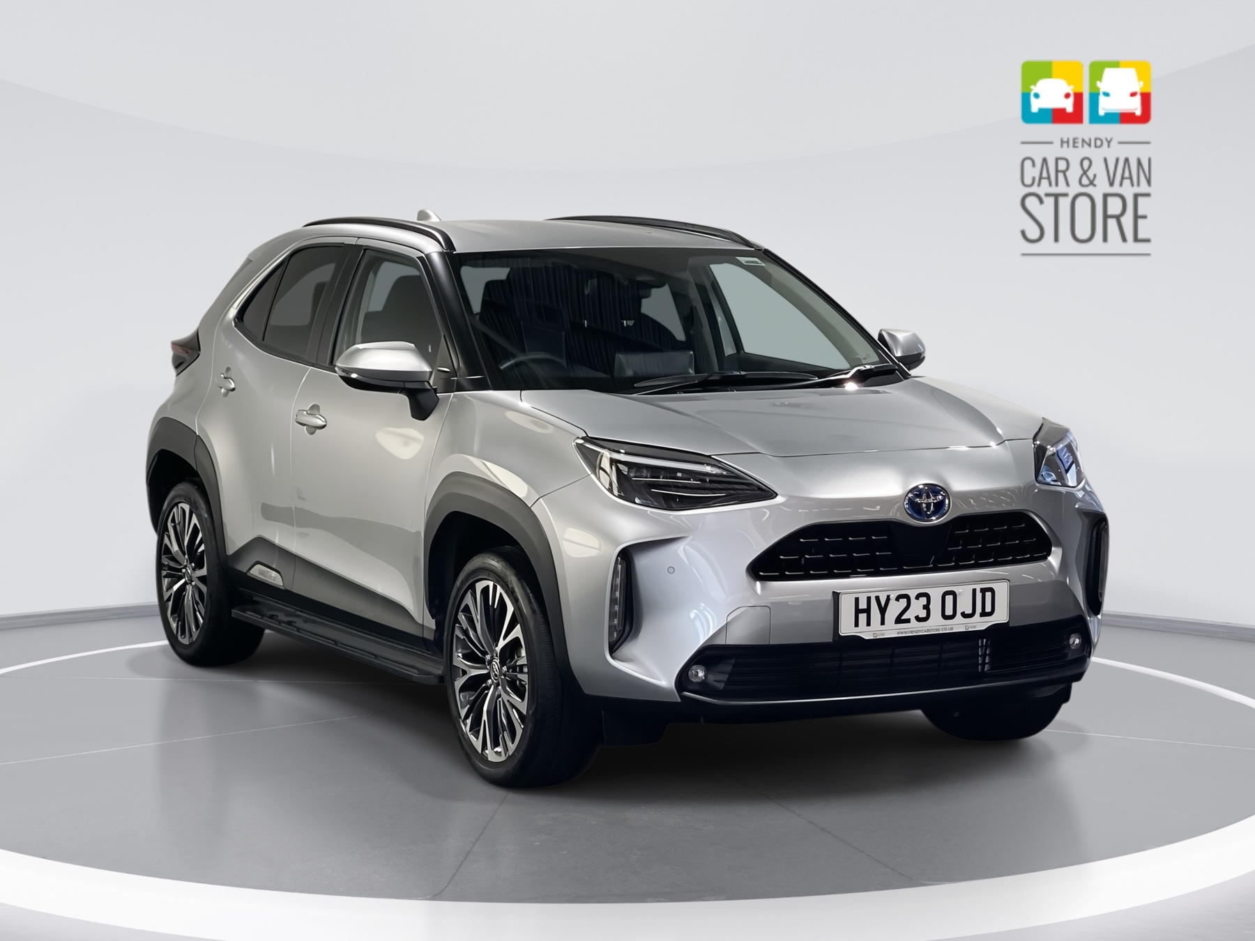 Main listing image - Toyota Yaris Cross