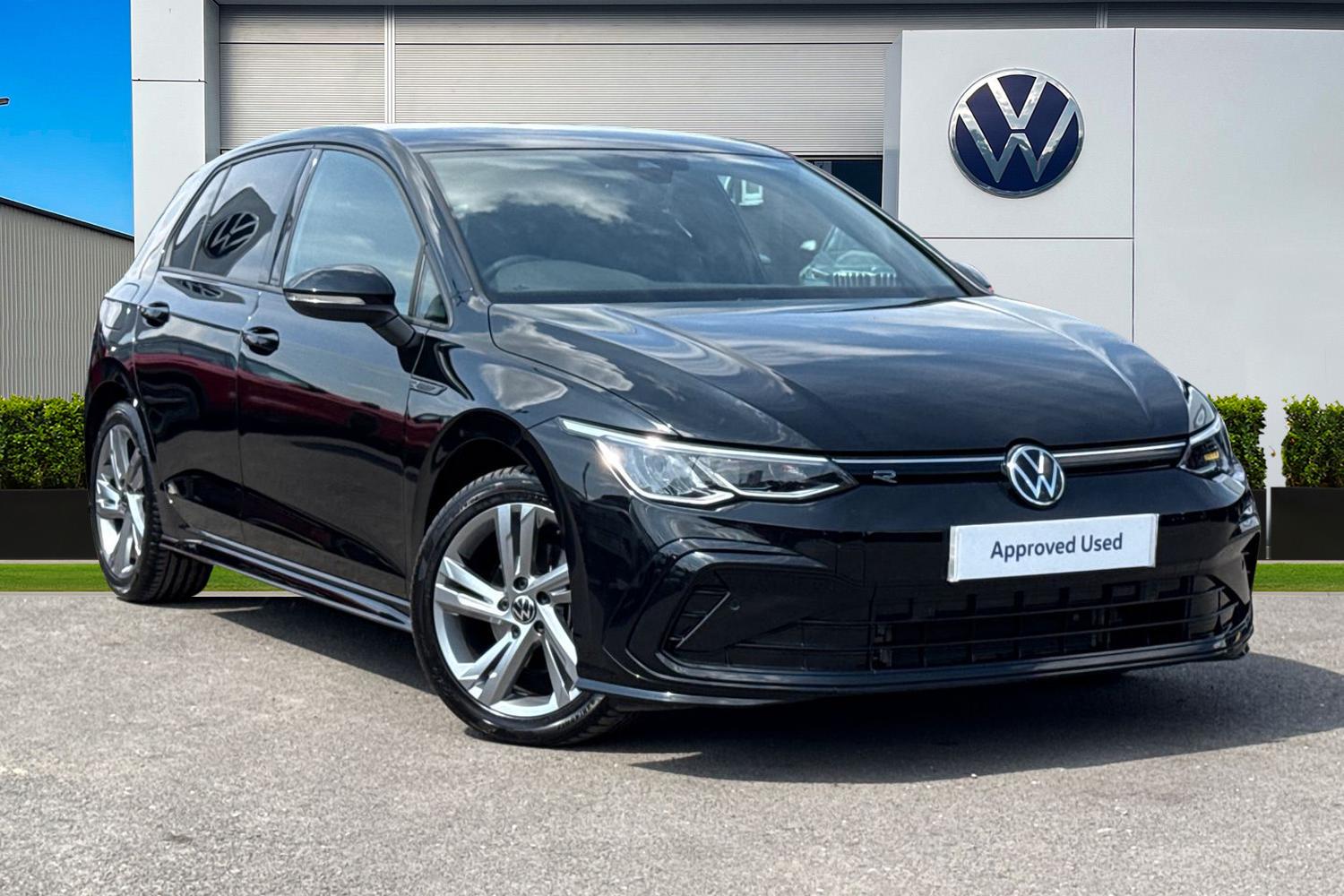 Main listing image - Volkswagen Golf