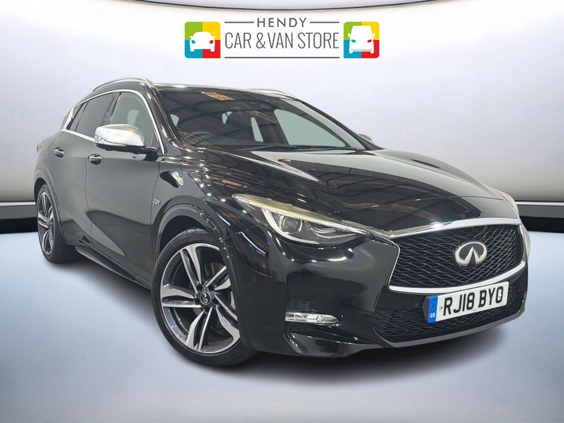 Main listing image - Infiniti Q30