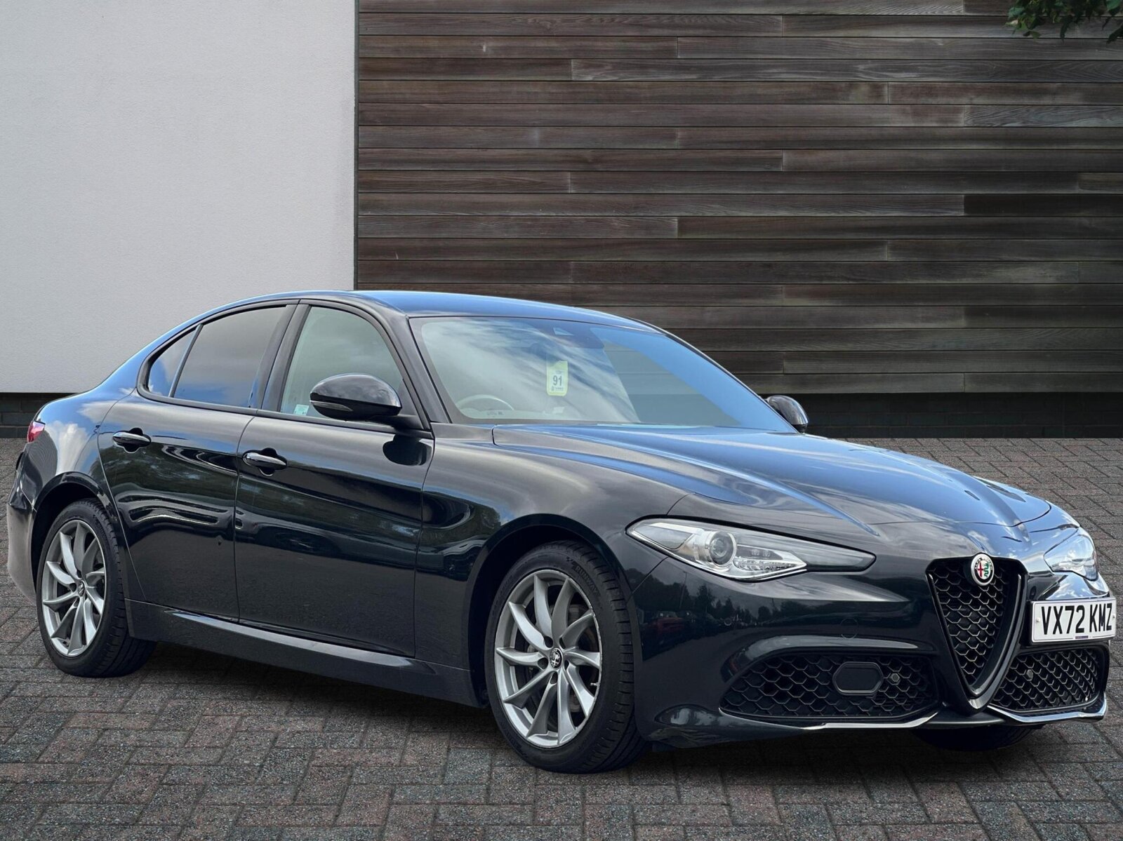 Main listing image - Alfa Romeo Giulia