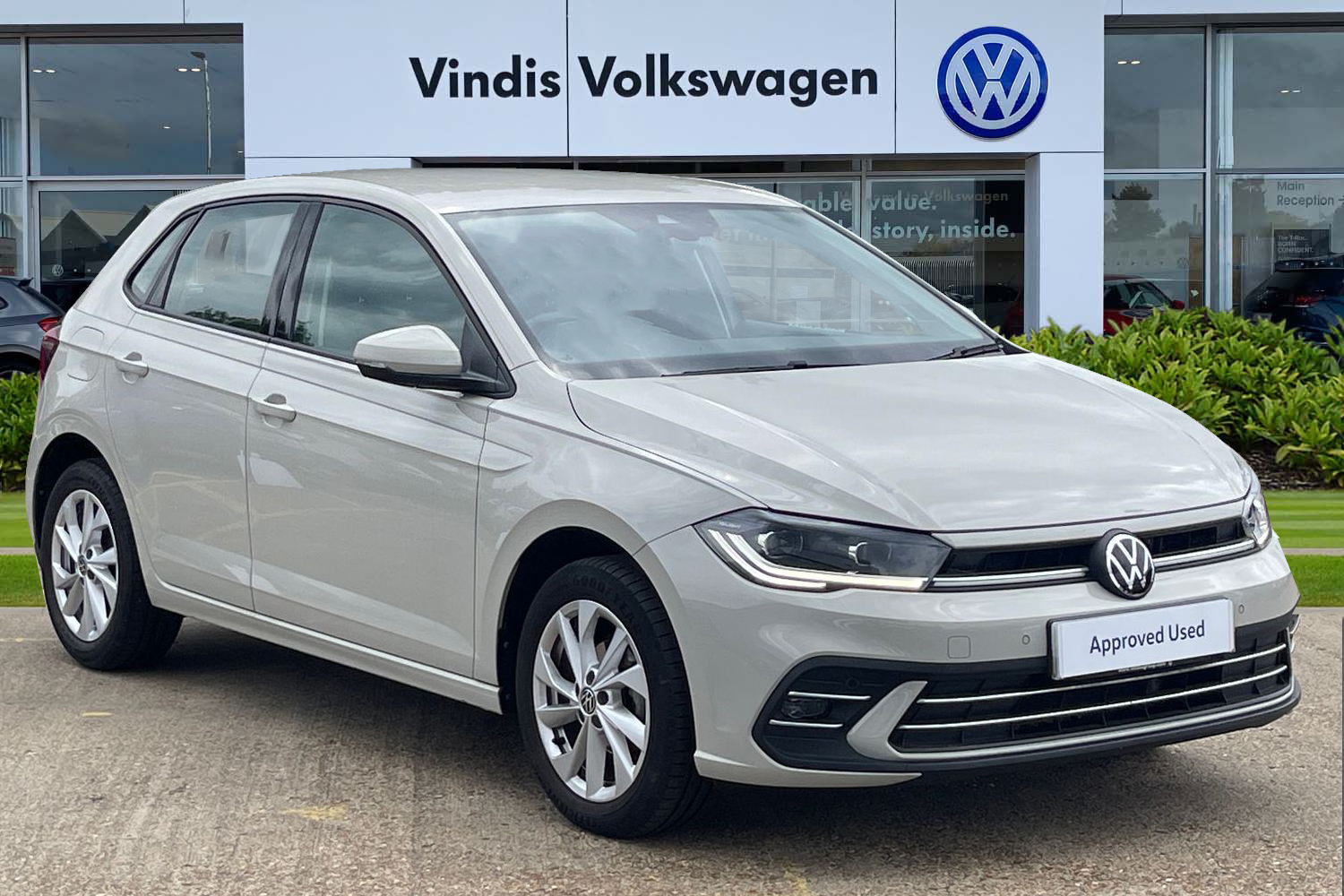 Main listing image - Volkswagen Polo