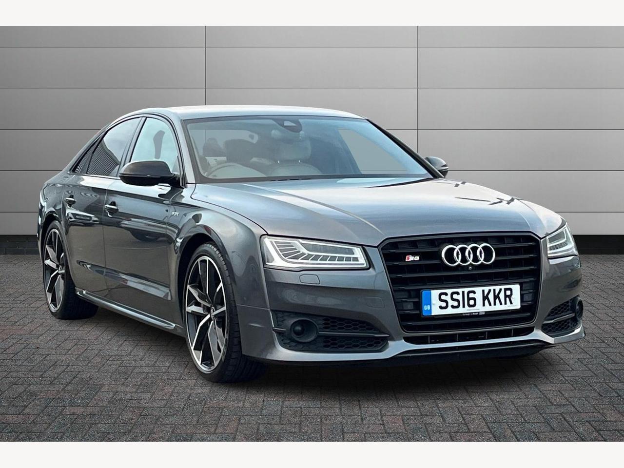 Main listing image - Audi S8