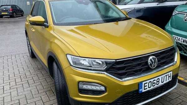 Main listing image - Volkswagen T-Roc