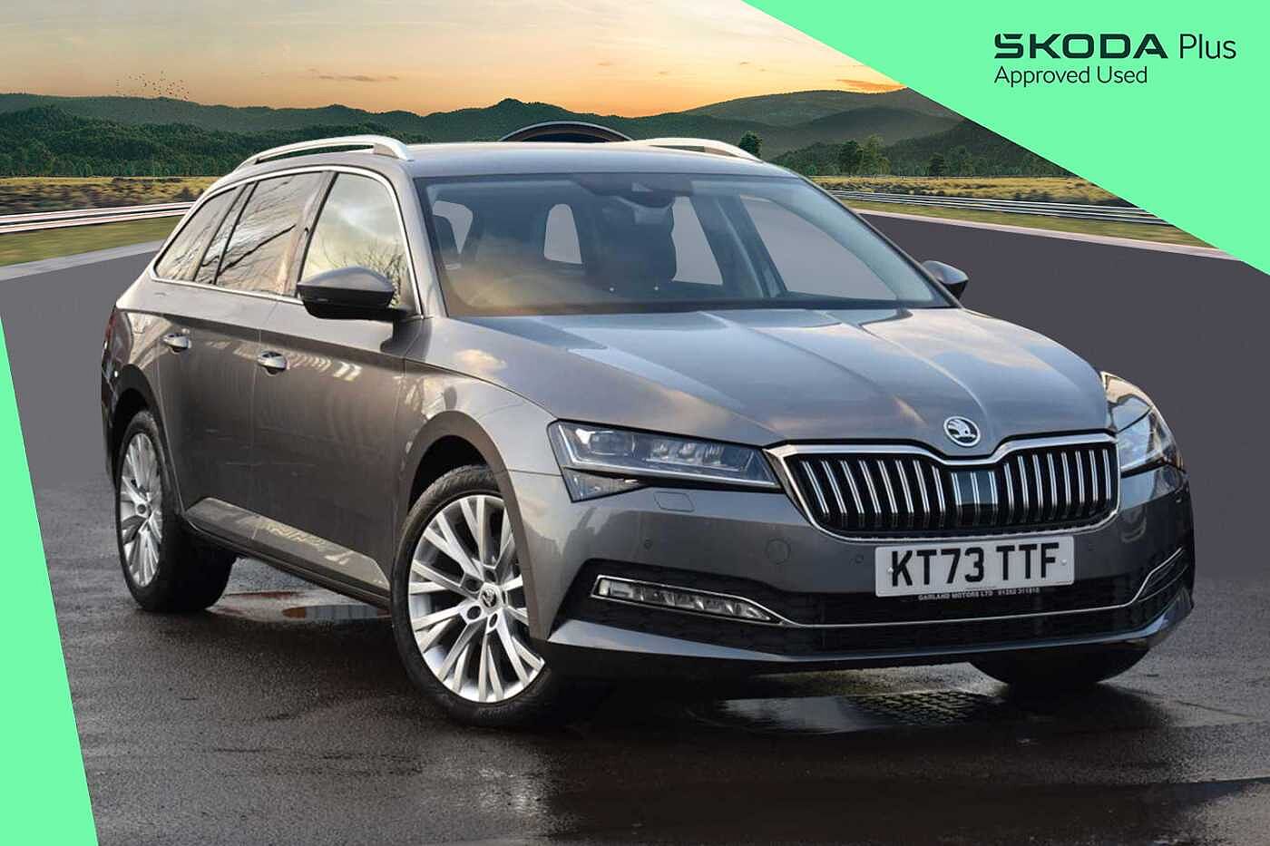 Main listing image - Skoda Superb Estate