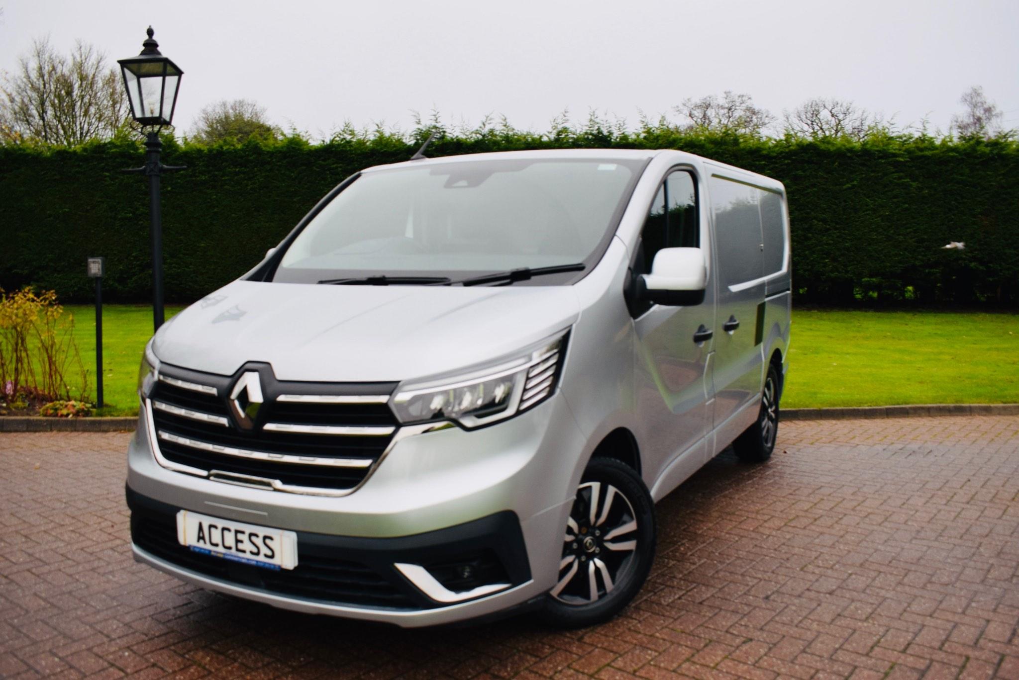 Main listing image - Renault Trafic