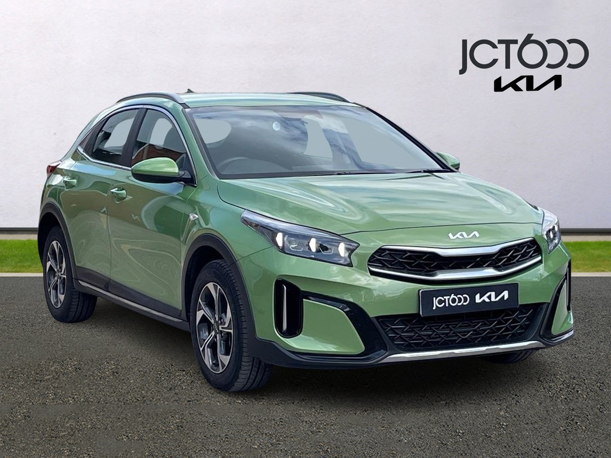 Main listing image - Kia XCeed