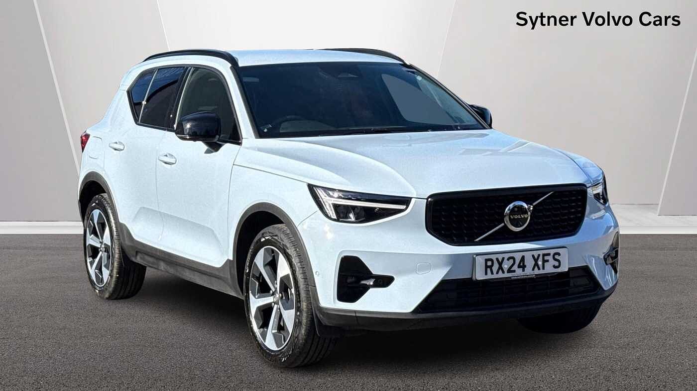 Main listing image - Volvo XC40