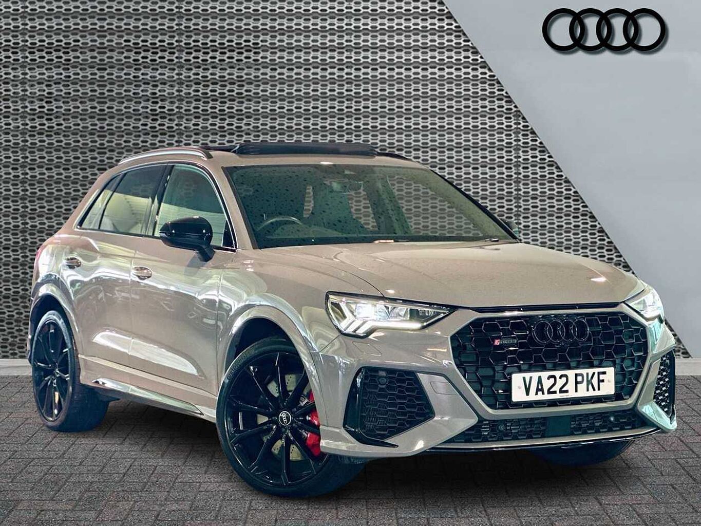 Main listing image - Audi RS Q3