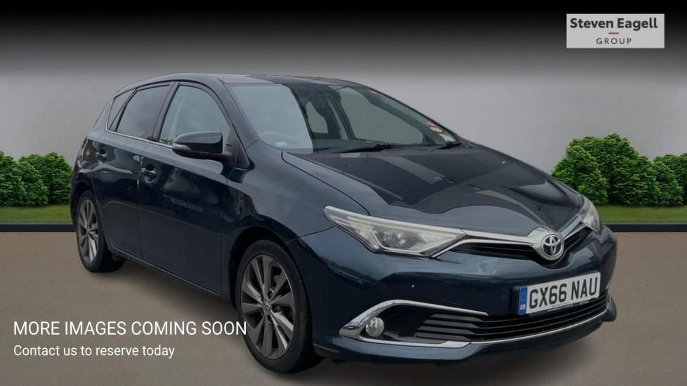 Main listing image - Toyota Auris