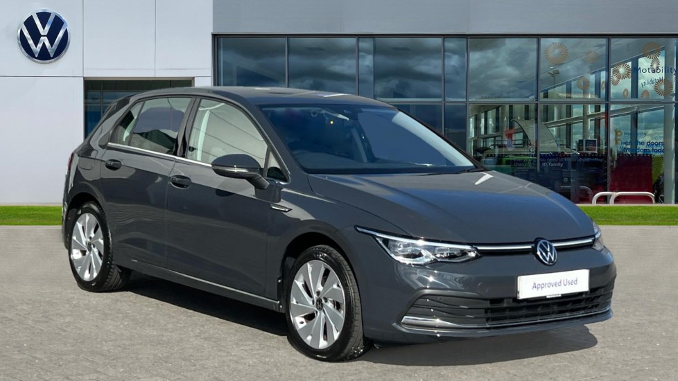 Main listing image - Volkswagen Golf