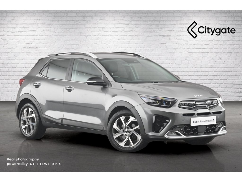 Main listing image - Kia Stonic